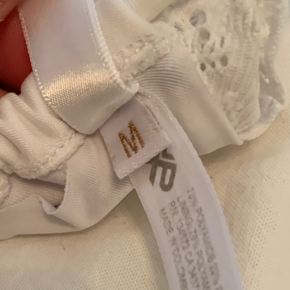 PilyQ(PQ) Bahama White Bikini - Picture 7 of 10